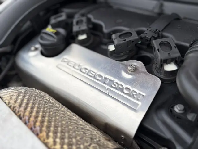 Peugeot 308 1.6 e-THP GTi 270pk 2016 Benzine 43