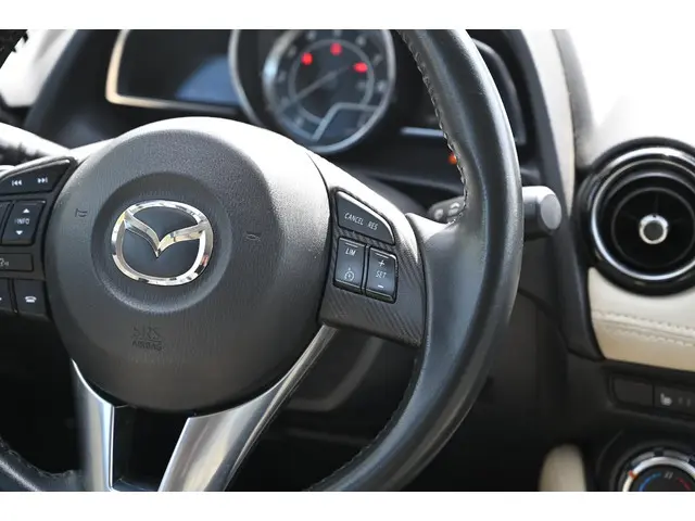 Mazda 2 Skyactiv-G 90 5MT Skylease GT 2016 Benzine 21
