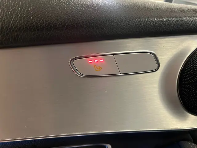 Mercedes-Benz GLC 250 4MATIC Edition 1 2015 Benzine 21