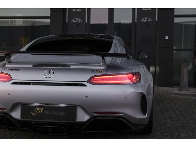 Mercedes-Benz AMG GT R 4.0 V8 585pk GTR 2018 Benzine 25