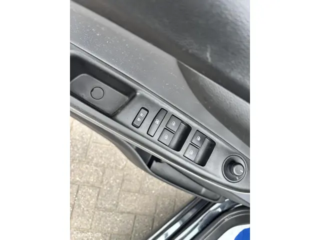 Opel KARL 1.0 ecoFLEX Cosmo 2016 Benzine 11