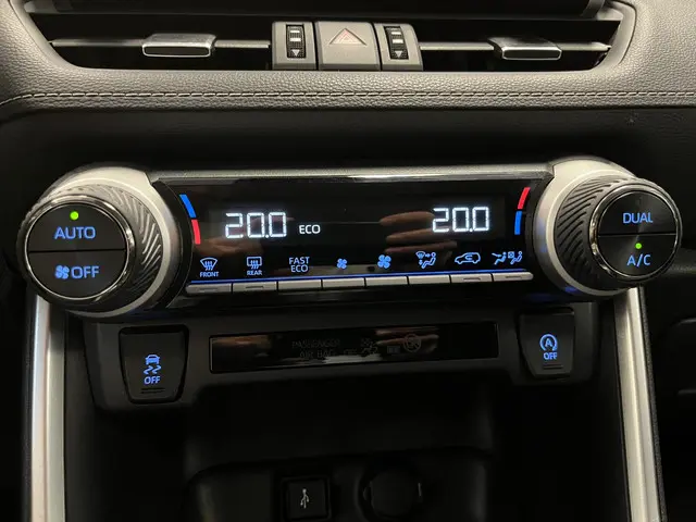 Toyota RAV4 2.0 VVT-iE Business 2022 Benzine 26