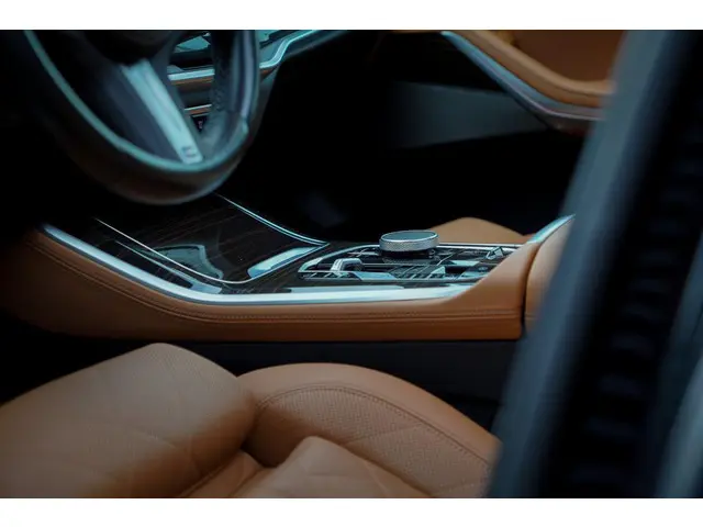 BMW X5 xDrive50e M-Sport 2023 Hybride Benzine 27