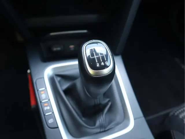 Kia Ceed 1.0 T-GDi 2022 Benzine 28