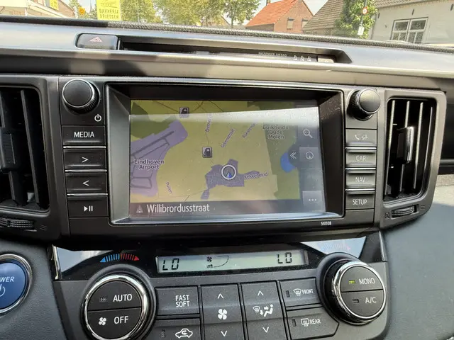 Toyota RAV4 2.5 Hybrid AWD Energy 2018 Hybride Benzine 20