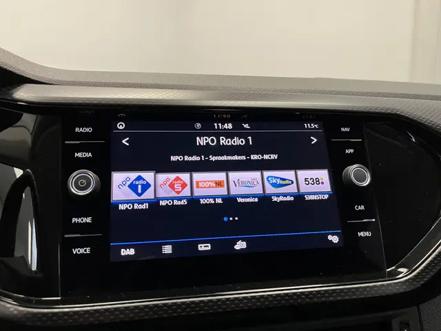 Volkswagen T-Cross 1.0 TSI Life 2019 Benzine 24