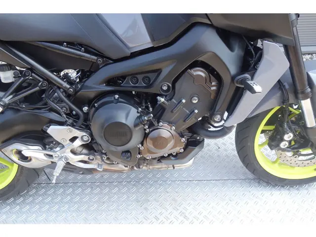 Yamaha MT 09 ABS 2017 Benzine 9