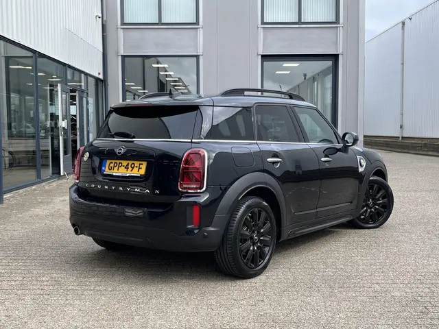 MINI Countryman 2.0 Cooper S E ALL4 2023 Hybride Benzine 2