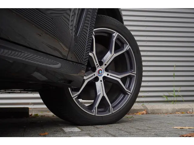 BMW X5 xDrive45e 2023 Hybride Benzine 26