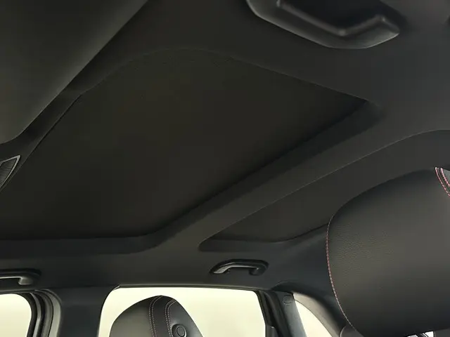 Mercedes-Benz B-Klasse 180 Ambition 2015 Benzine 33