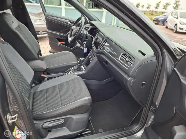 Volkswagen T-Roc 1.5 TSI Sport Business R 2021 Benzine 13