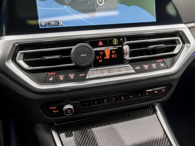 BMW 3 Serie M340i xDrive High Executive 2021 Benzine 10