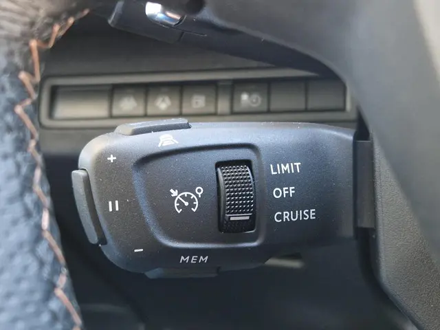 Peugeot 3008 1.6 HYbrid 225 GT 2022 Hybride Benzine 15