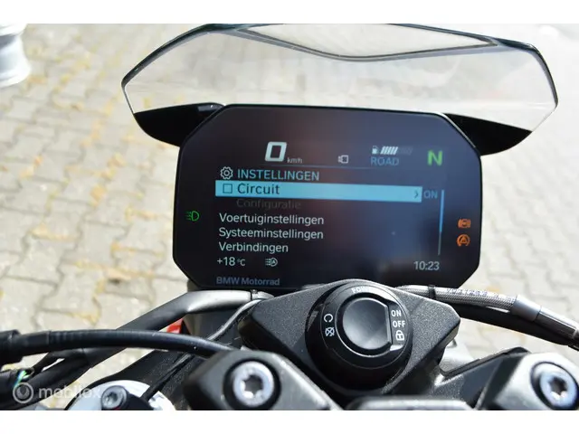 BMW S 1000 R  Alle pakketten 2022 Benzine 11