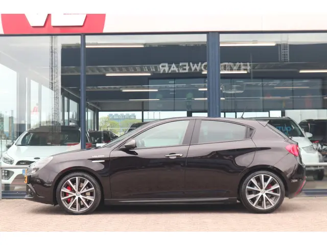 Alfa Romeo Giulietta 1.750 Turbo Veloce 2017 Benzine 10