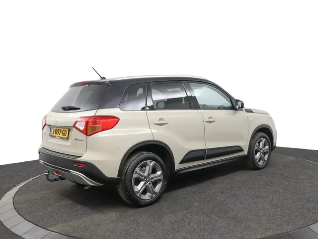Suzuki Vitara 1.6 Exclusive 2015 Benzine 2
