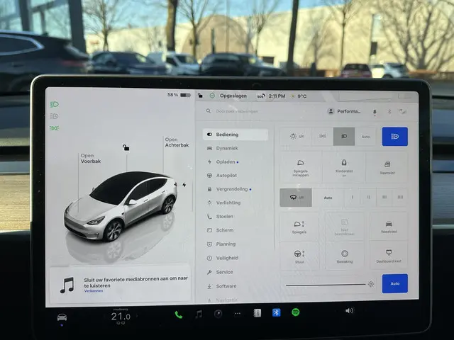 Tesla Model Y Long Range AWD 75 kWh 2023 Elektrisch 24