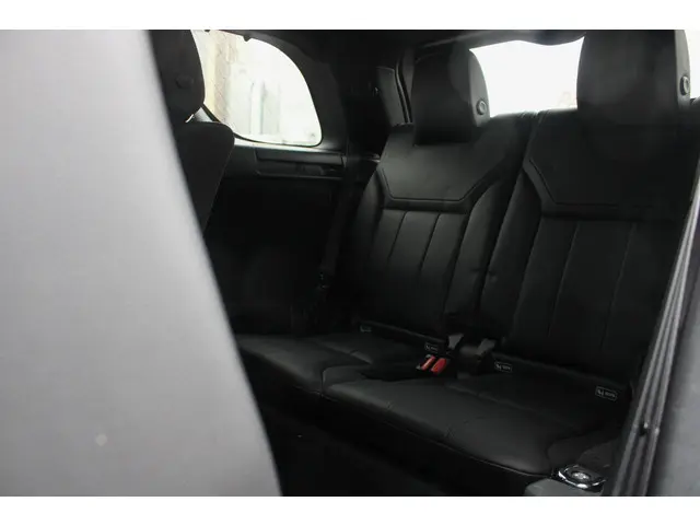 Land Rover Discovery 3.0 Td6 HSE Luxury 2018 Diesel 19