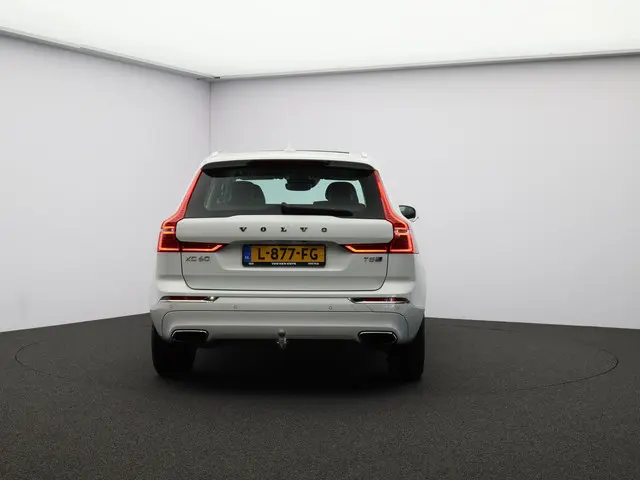 Volvo XC60 T5 AWD Inscription 2017 Benzine 17