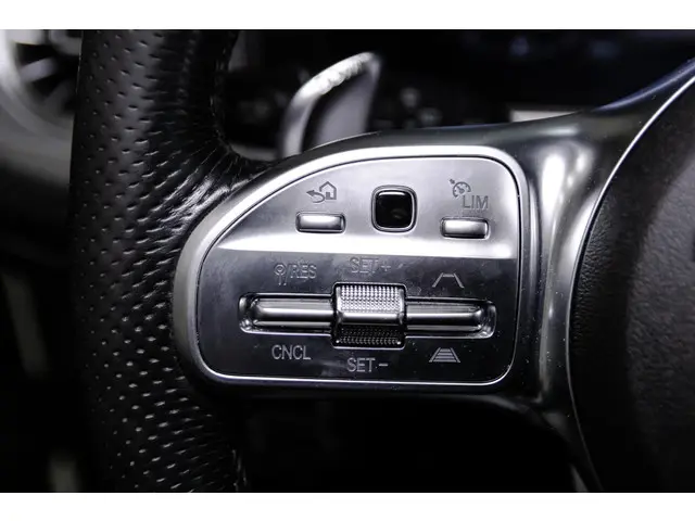 Mercedes-Benz G-Klasse 63 2019 Benzine 24