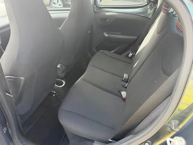 Citroën C1 1.0 e-VTi Feel airco led 5drs 2015 Benzine 17