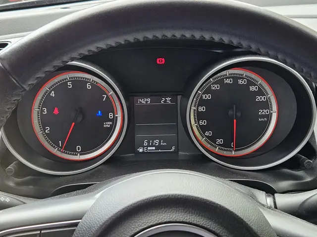 Suzuki Swift 1.2 Select NAVI TEL CAMERA LM 2018 Benzine 13