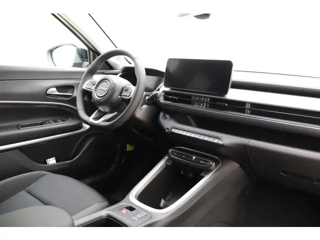 Jeep Avenger 1.2 e-Hybrid Summit 2025 Hybride Benzine 3