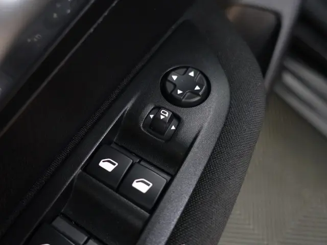 Peugeot e-208 EV Active Pack 50 kWh- 2023 Elektrisch 20