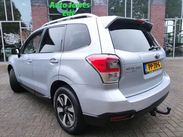 Subaru Forester 2.0 Premium 2017 Benzine 5