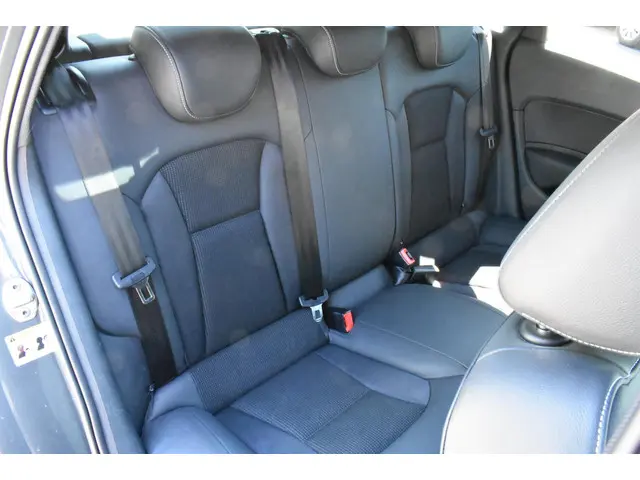 Audi A1 Sportback 1.2 TFSI Pro Line S 2012 Benzine 11
