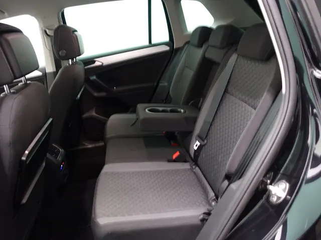Volkswagen Tiguan 1.4 TSI 150pk R Line- 2017 Benzine 29
