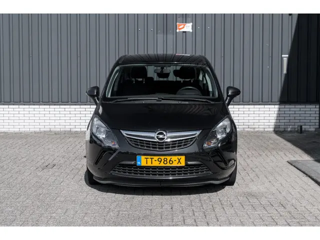 Opel Zafira 3