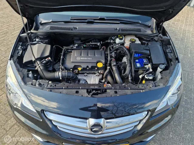 Opel Cascada 1.4 Turbo ecoFLEX Cosmo 2015 Benzine 17