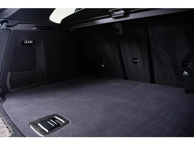 BMW iX3 Executive 80 kWh 2023 Elektrisch 49