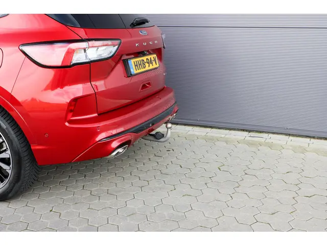Ford Kuga 2.5 PHEV ST-Line X 2022 Hybride Benzine 18