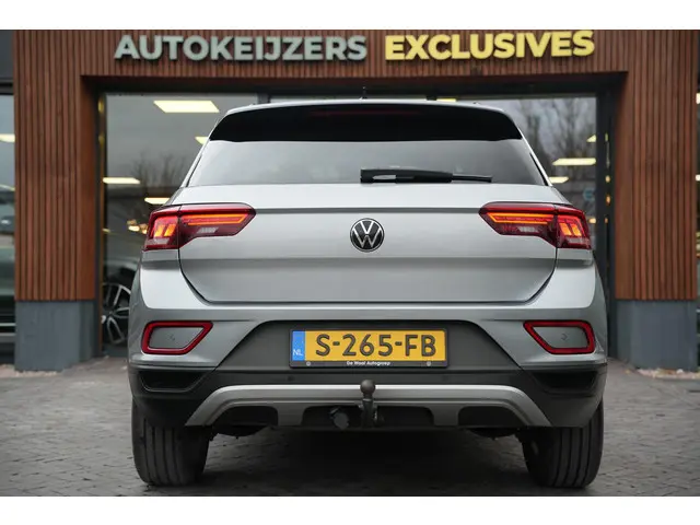 Volkswagen T-Roc 1.0 TSI Life 2023 Benzine 8