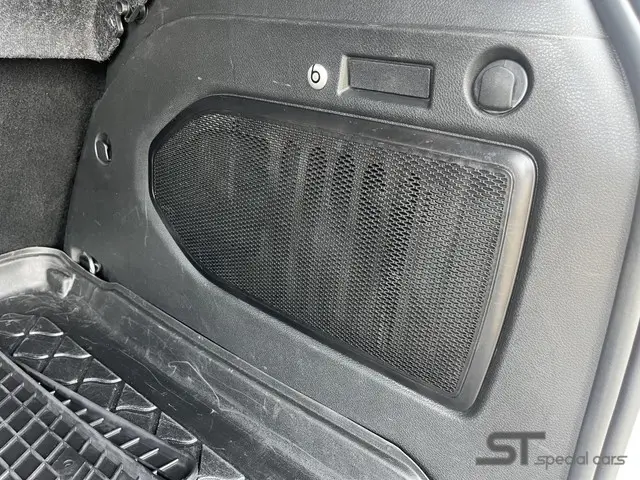 Jeep Renegade 1.3T Limited|Navi|Beats|19 inch 2019 Benzine 28