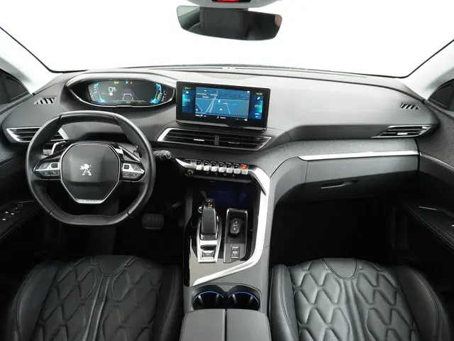 Peugeot 3008 1.6 HYbrid 225 Allure 2021 Benzine 23