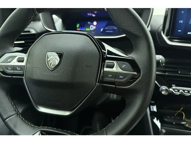 Peugeot e-2008 EV GT 54 kWh 2024 Elektrisch 20