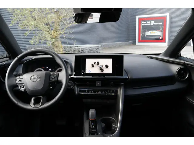 Toyota C-HR 1.8 Hybrid 140 Dynamic 2024 Hybride Benzine 22