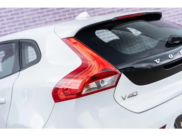 Volvo V40 T2 Polar+ 2019 Benzine 11