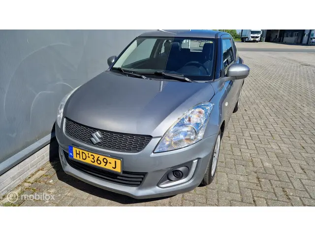 Suzuki Swift 1.2 Comfort EASSS 2015 Benzine 11