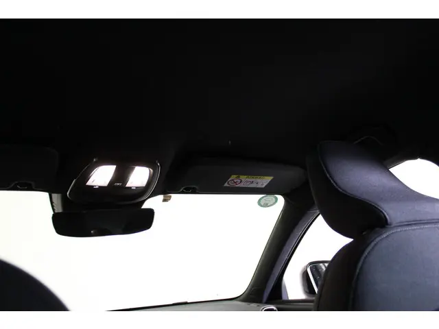 Volvo XC40 Recharge Plus 70 kWh 2022 Elektrisch 14