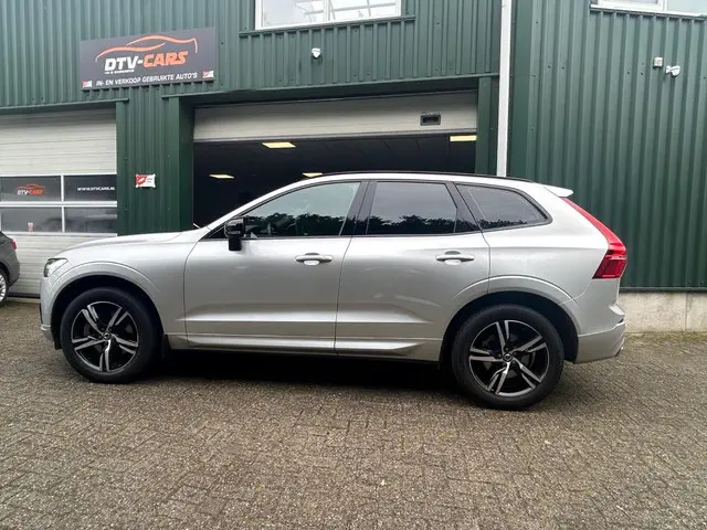 Volvo XC60 2.0 T4 Inscription R Design Pano 2019 Benzine 2