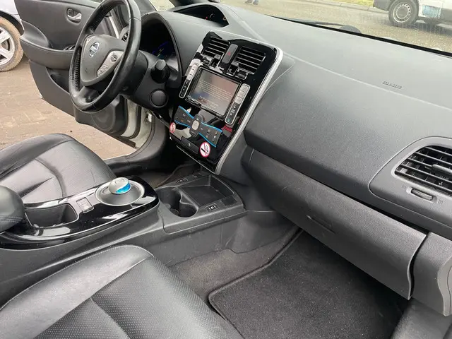 Nissan Leaf Tekna 30 kWh 2016 Elektrisch 5