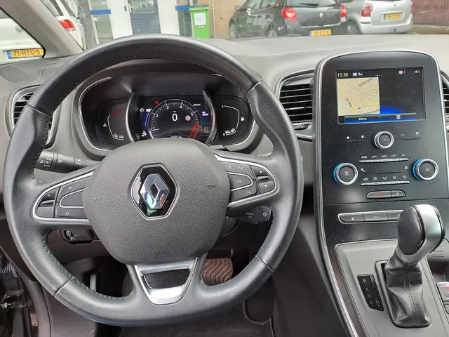 Renault Grand Scénic 1.3 TCe Intens 2018 Benzine 11