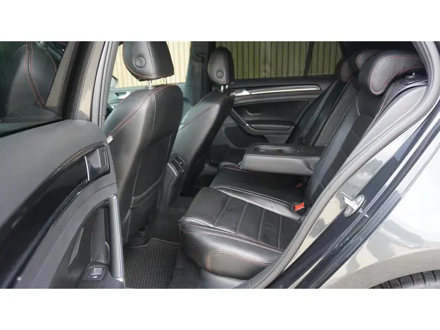 Volkswagen Golf 2.0 TSI 230pk GTI 2014 Benzine 19
