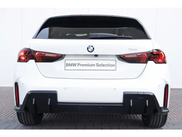 BMW 1 Serie 120 M Sport Design Edition 2025 Benzine 7