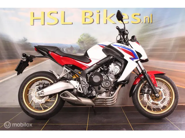 Honda CB 650 F ABS HRC Tricolor 2015 Benzine