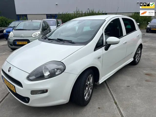 Fiat Punto Evo 1.3 M-Jet Lounge 2015 Diesel